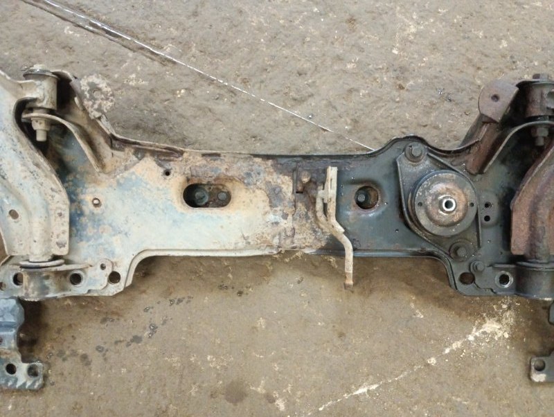 Балка подмоторная