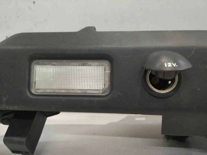 Держатель задней полки