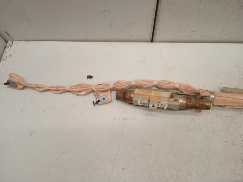 Подушка безопасности боковая (шторка)