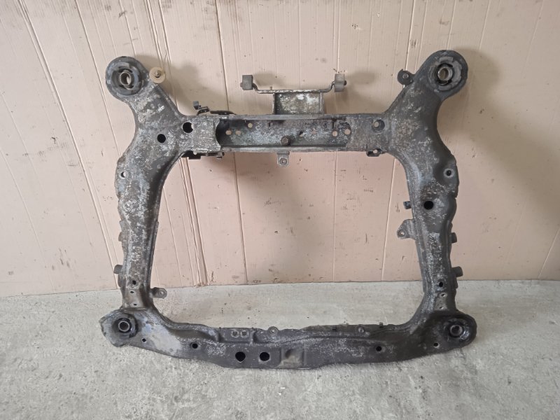 Балка подмоторная