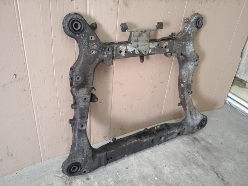 Балка подмоторная