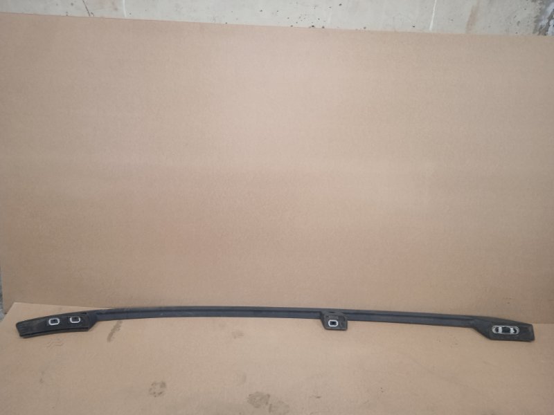 Рейлинг (релинг) правый (планка на крышу)