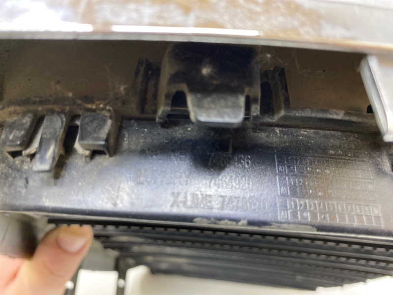 Решетка радиатора