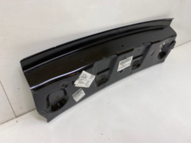 Панель задняя