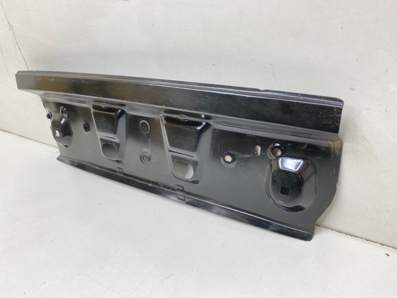 Панель задняя