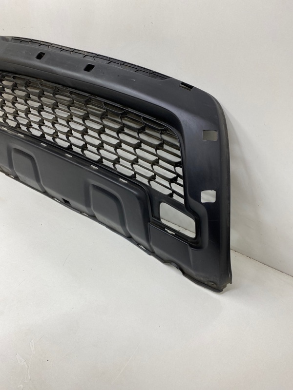 Накладка переднего бампера