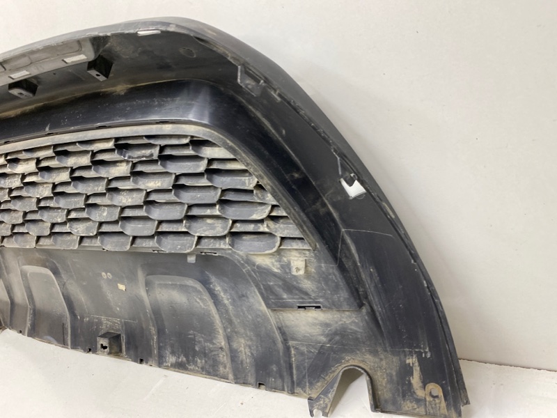 Накладка переднего бампера