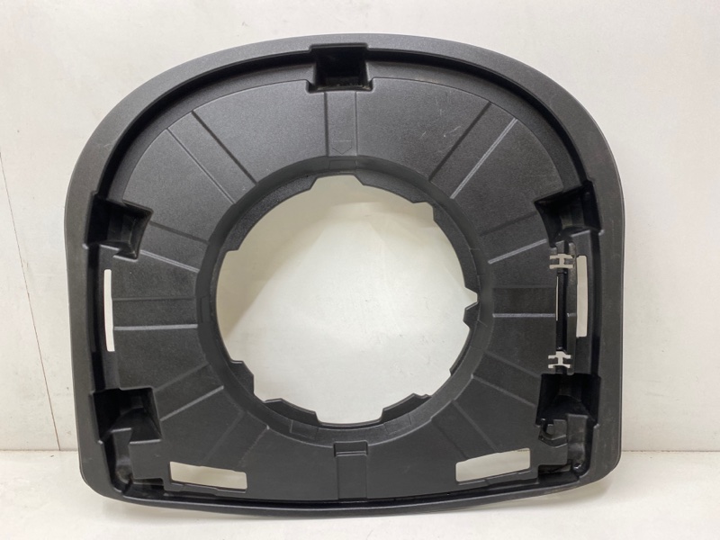 Ниша запасного колеса