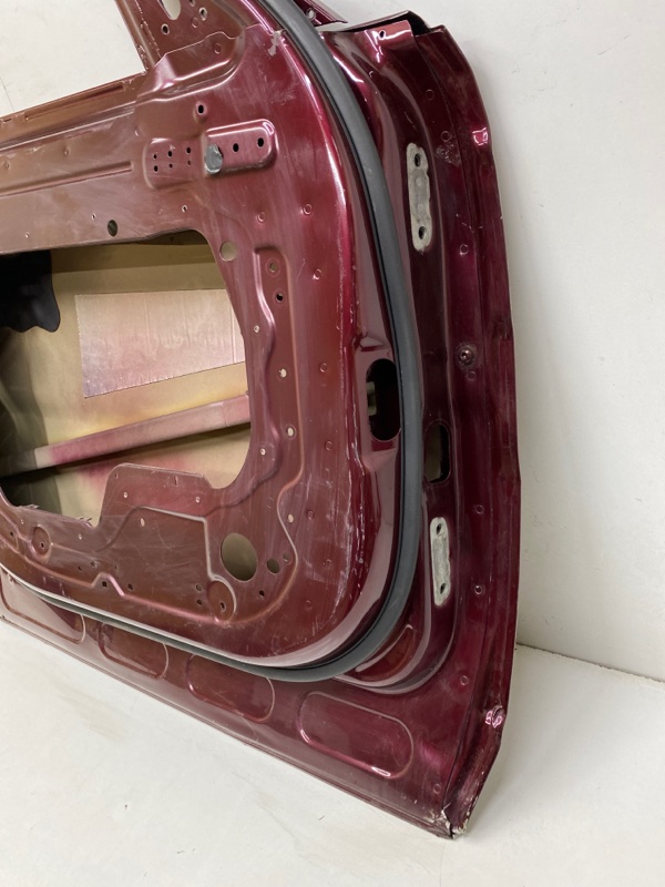 Дверь передняя левая