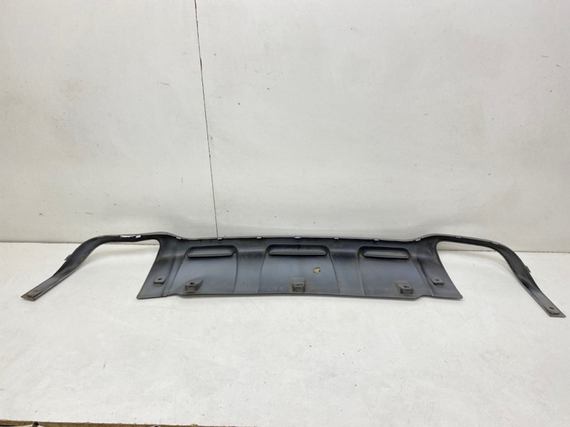 Спойлер заднего бампера