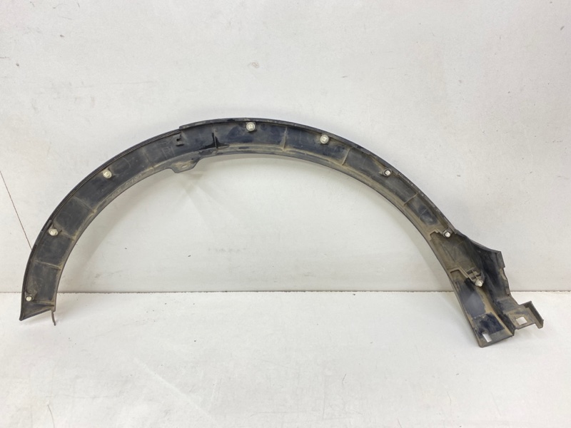 Накладка заднего крыла левого