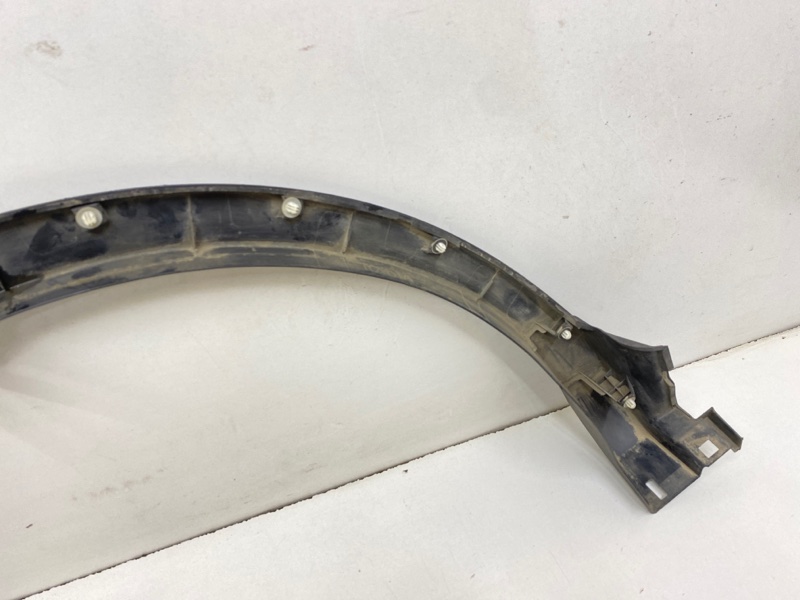 Накладка заднего крыла левого