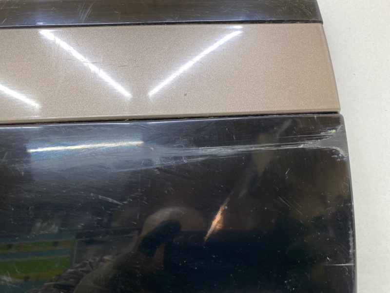 Накладка двери задней правой