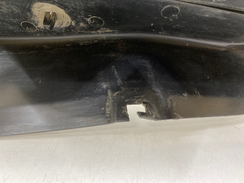 Защита антигравийная левая