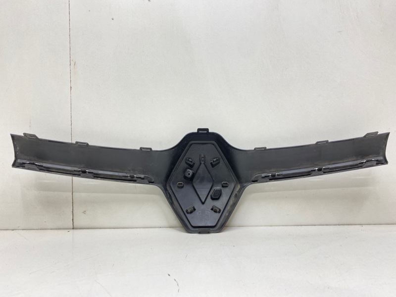 Накладка на решетку радиатора