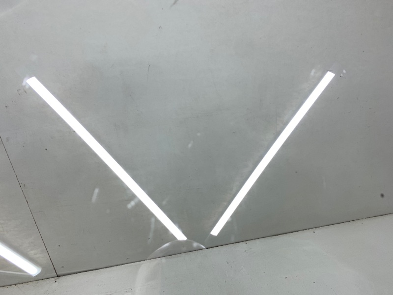 Стекло двери задней правой