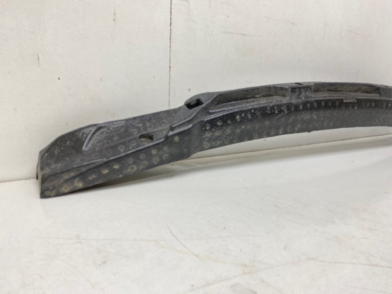 Наполнитель переднего бампера