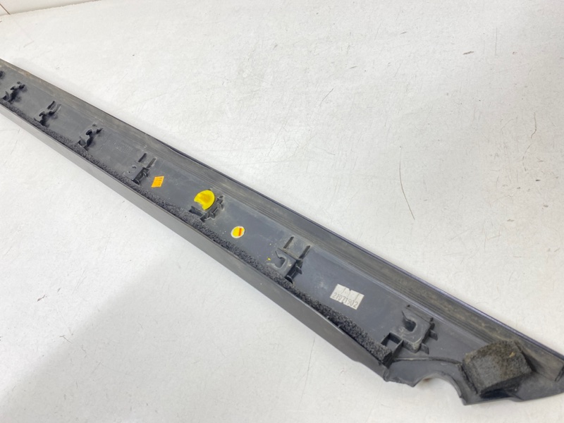 Молдинг лобового стекла