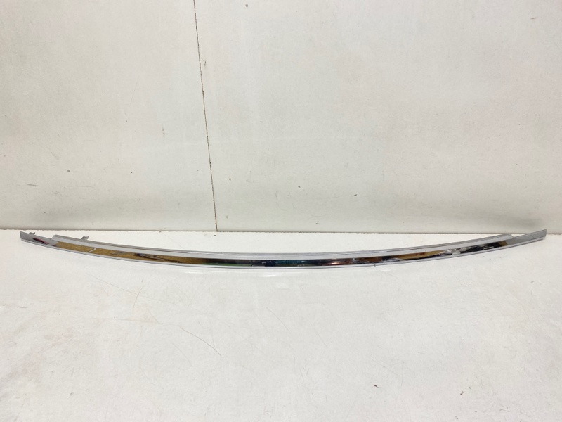 Накладка крышки багажника