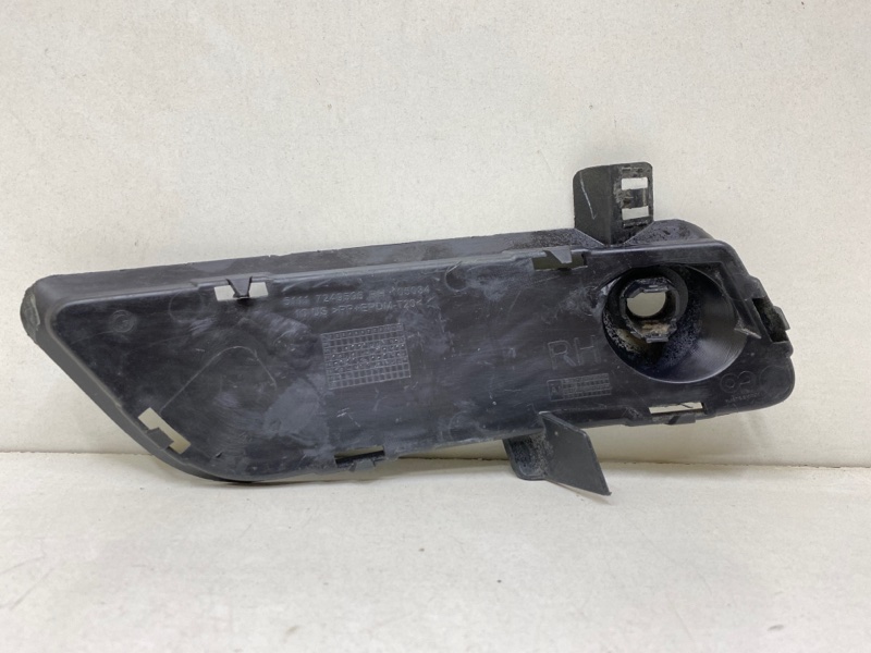 Накладка переднего бампера правая