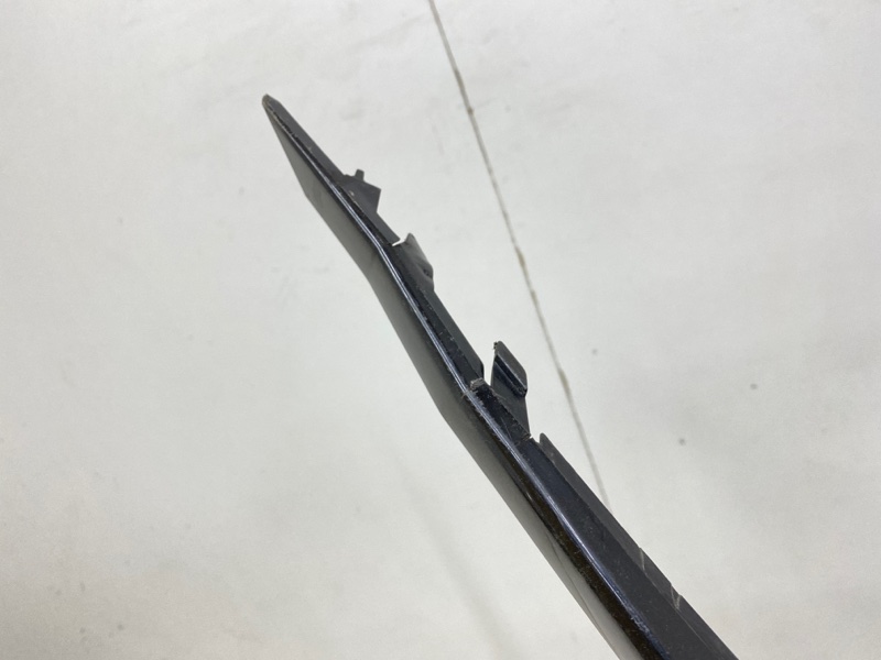 Накладка переднего бампера