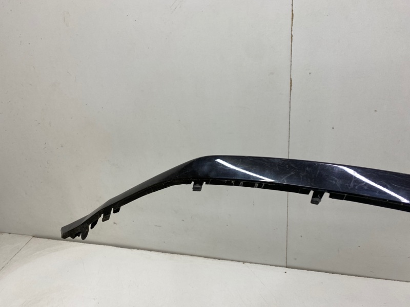 Накладка переднего бампера