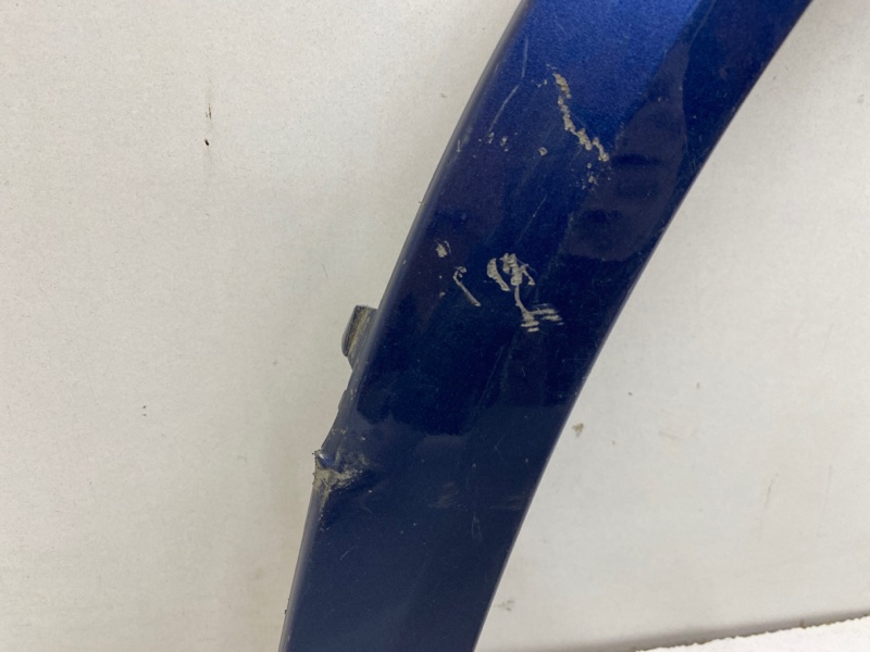 Накладка переднего крыла левого