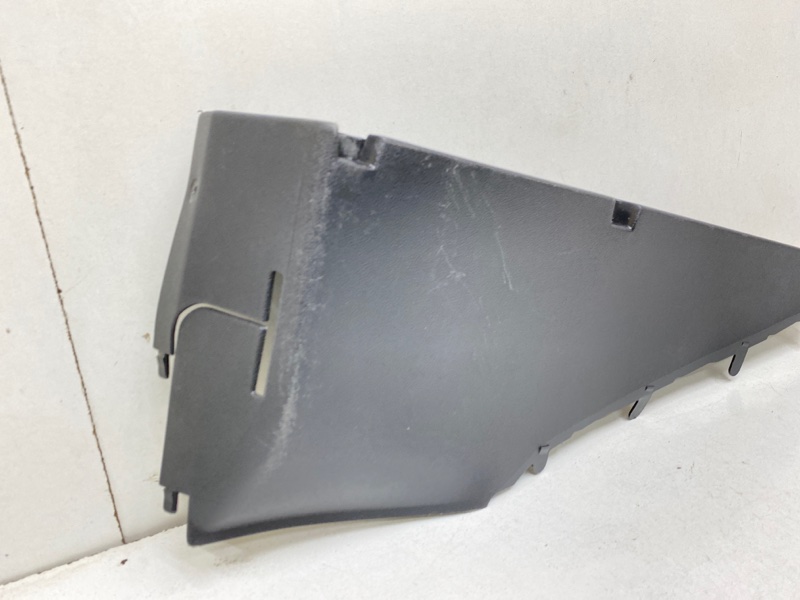 Обшивка багажника