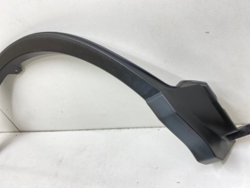 Накладка заднего крыла правого