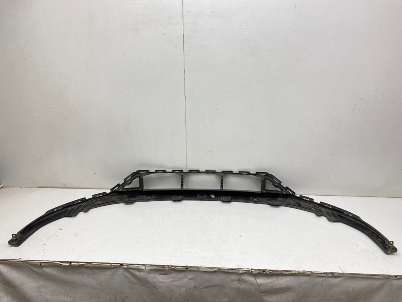 Спойлер переднего бампера