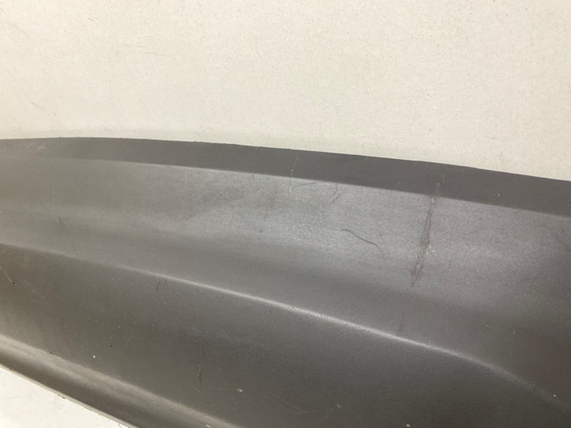 Спойлер заднего бампера