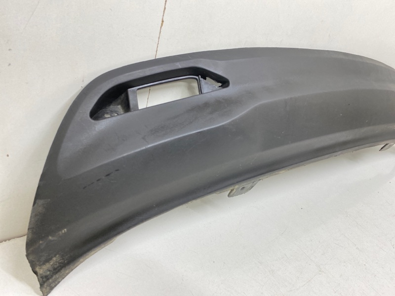 Спойлер заднего бампера