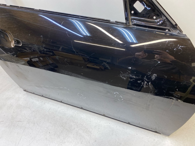 Дверь передняя правая