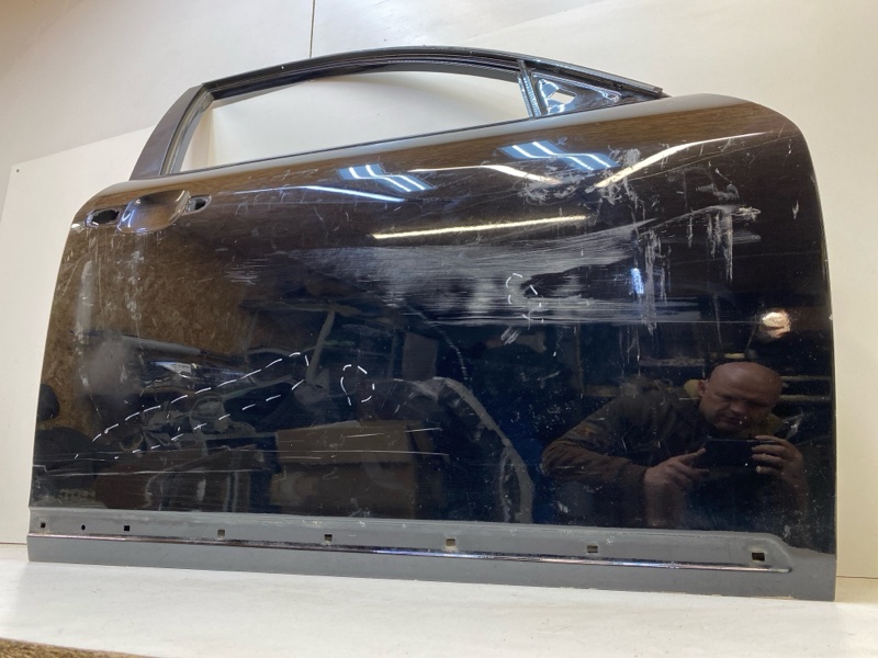 Дверь передняя правая