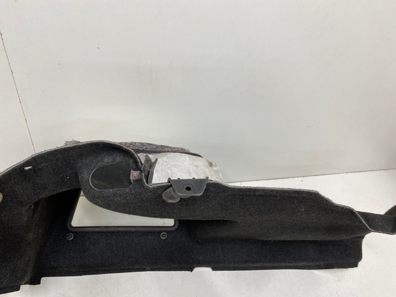 Обшивка багажника