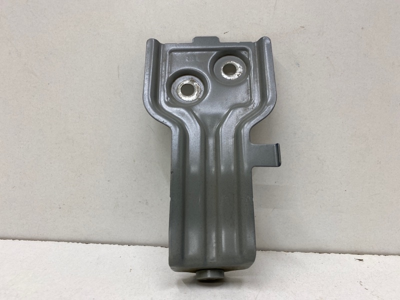 Кронштейн крепления крыла