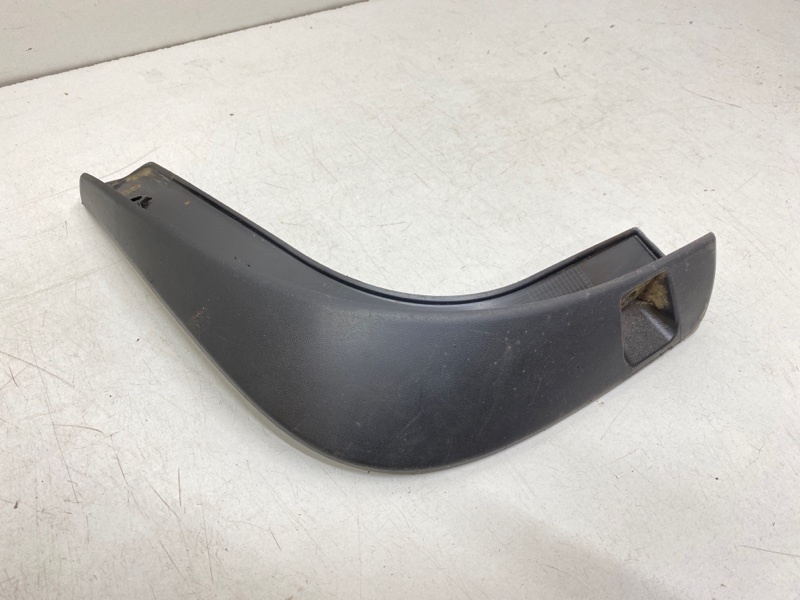 Брызговик задний левый