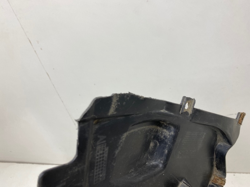 Защита антигравийная левая