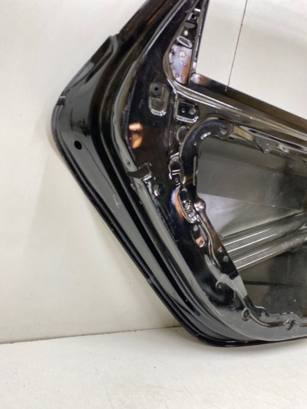 Дверь задняя левая