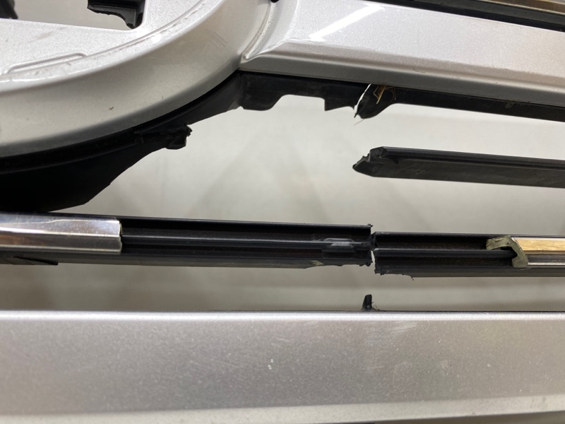 Решетка радиатора