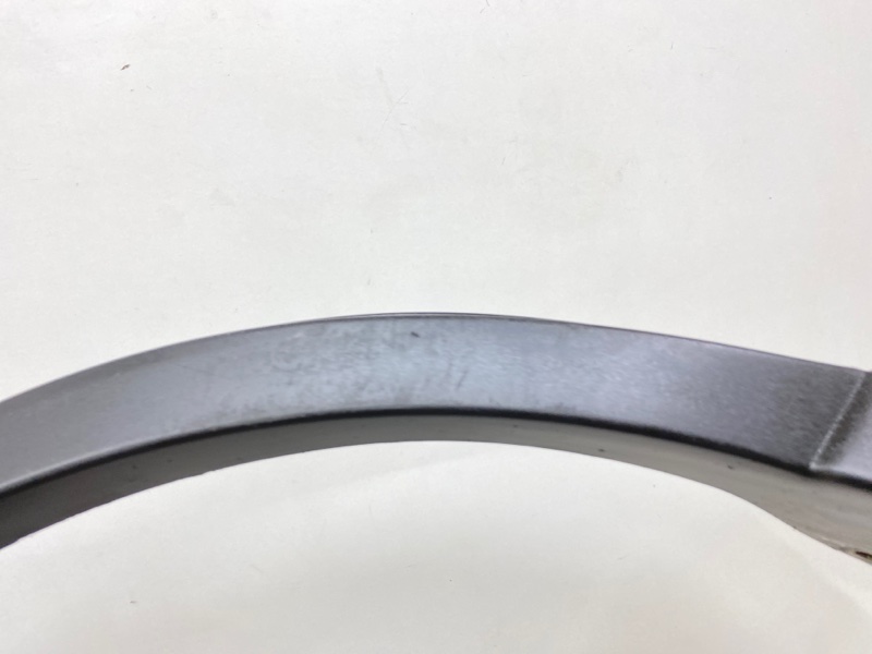 Накладка переднего крыла левого