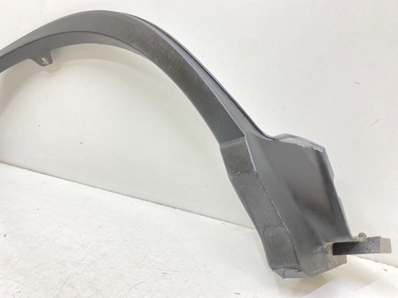 Накладка переднего крыла левого