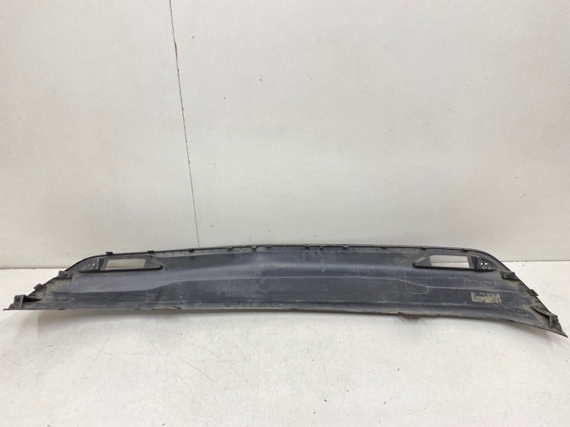 Спойлер заднего бампера