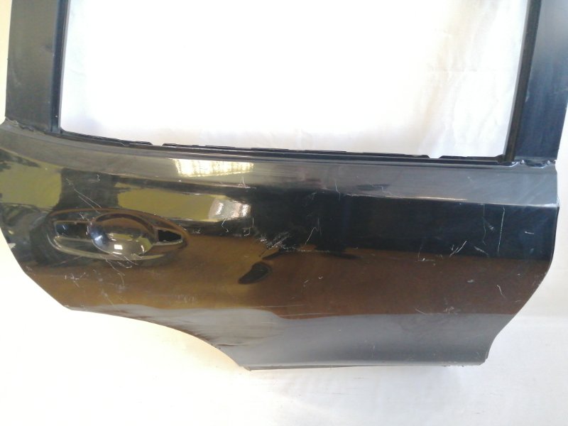 Дверь задняя правая