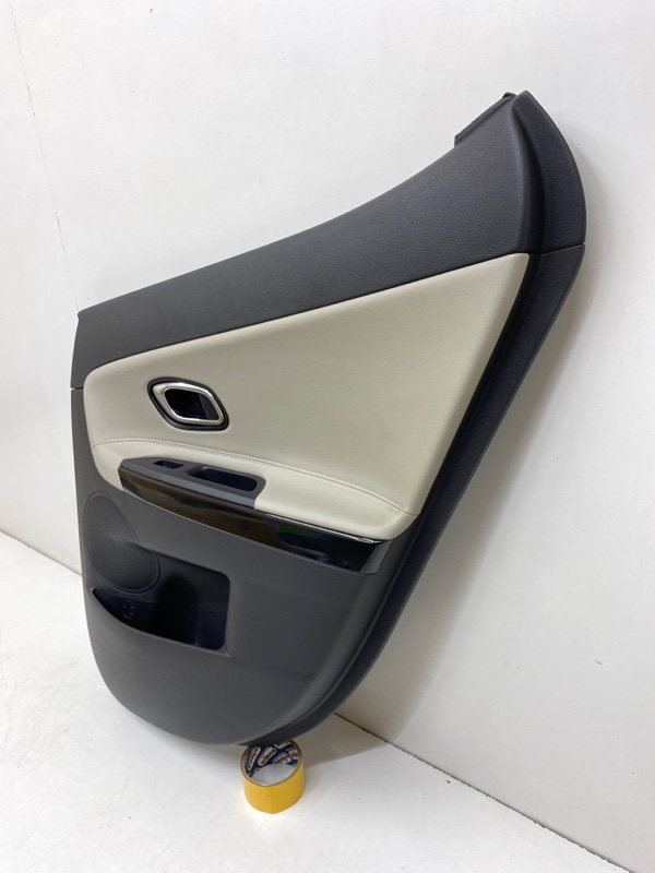 Обшивка двери