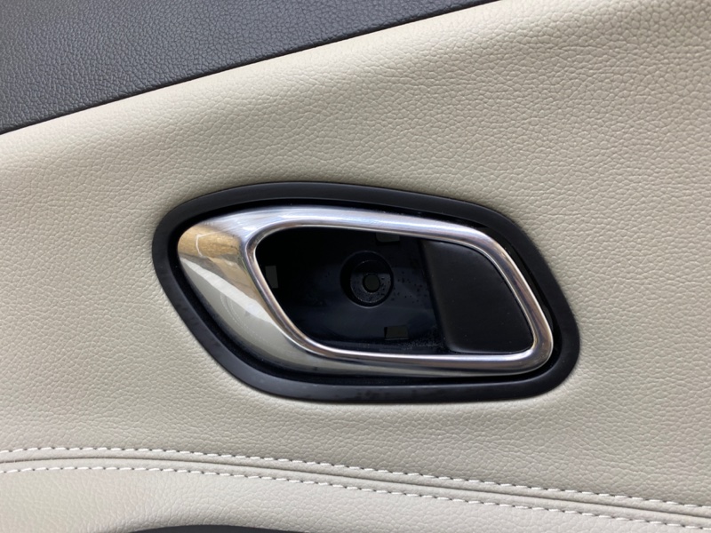 Обшивка двери