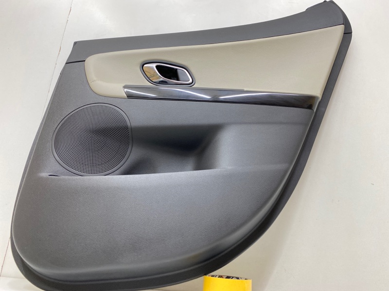 Обшивка двери