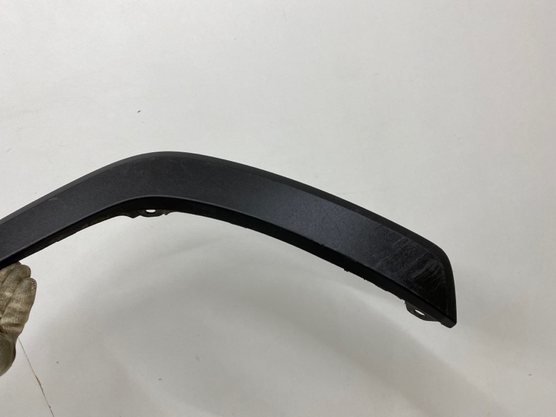 Накладка переднего крыла левого