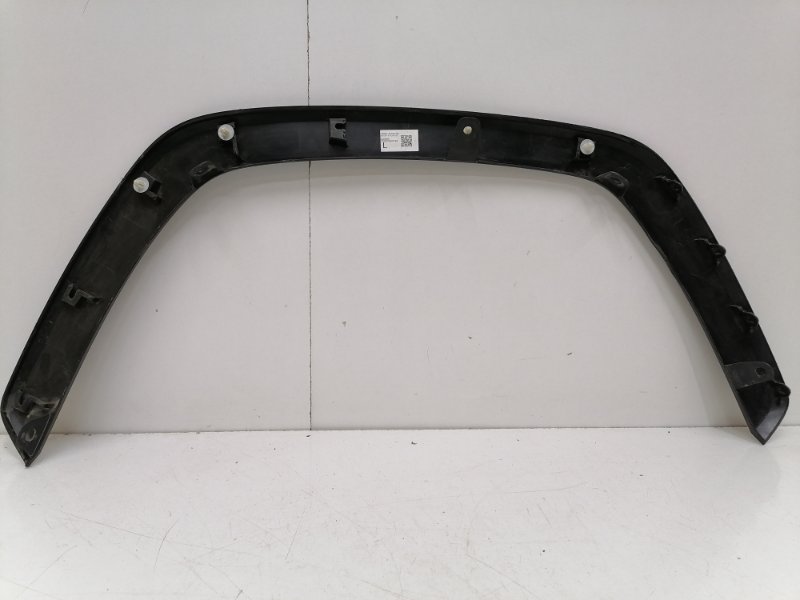 Накладка переднего крыла левого