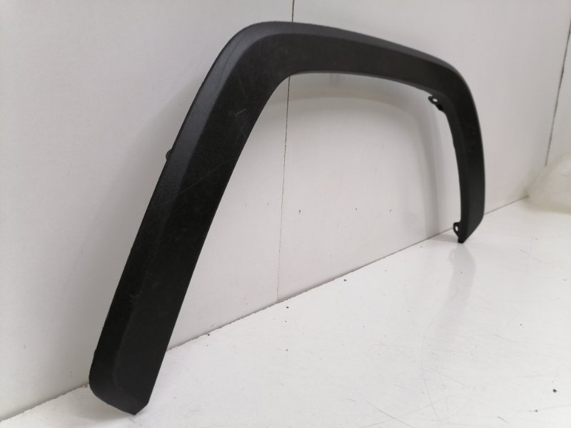 Накладка переднего крыла левого